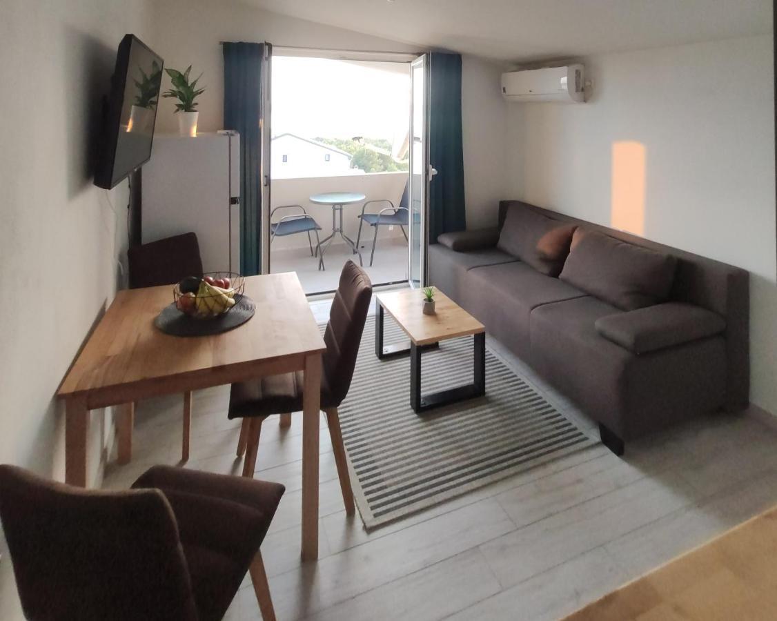 Ferienwohnung Matej 3 Zadar Exterior foto